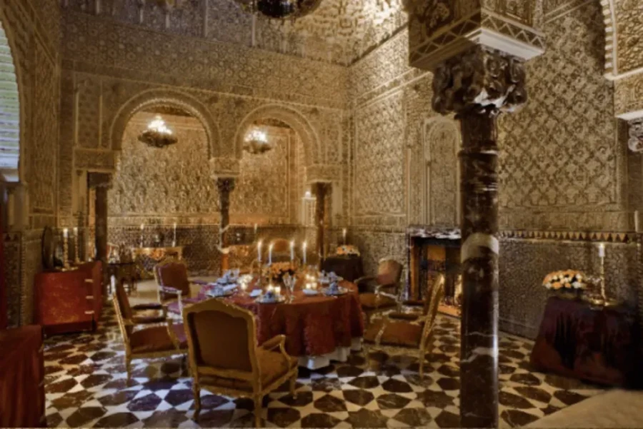 Παλάτι - Έπσταϊν