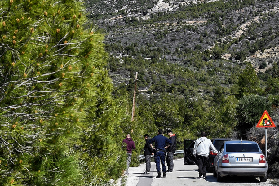 ΝΕΚΡΟΣ 17ΧΡΟΝΟΣ ΑΠΟ ΜΑΧΑΙΡΙΕΣ ΣΤΟ ΛΟΥΤΡΑΚΙ (ΒΑΣΙΛΗΣ ΨΩΜΑΣ/EUROKINISSI)