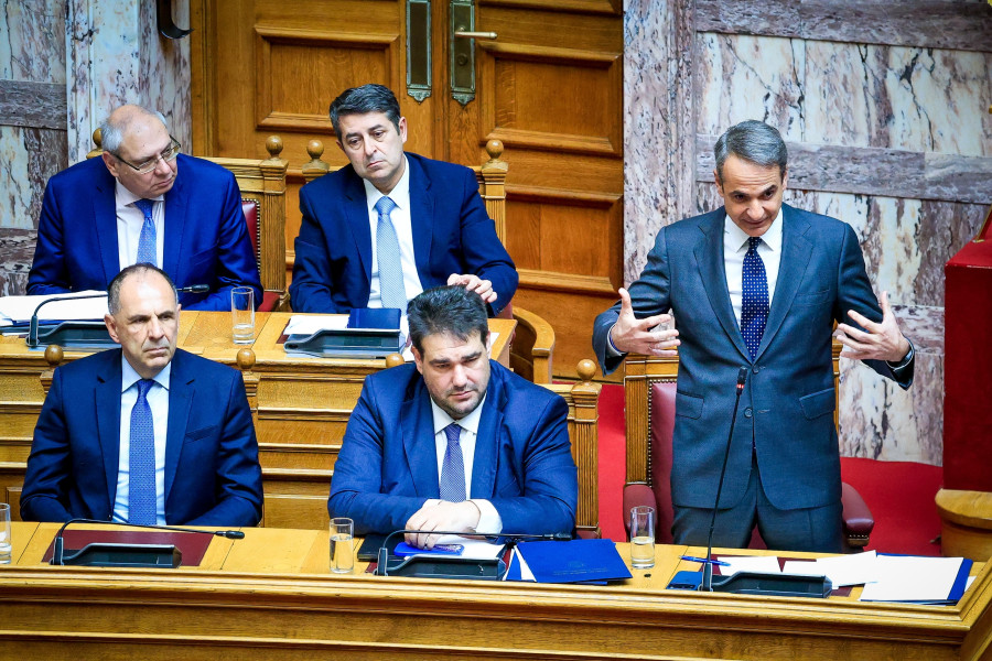 [385168] ΣΥΖΗΤΗΣΗ ΣΤΗΝ ΟΛΟΜΕΛΕΙΑ ΤΗΣ ΒΟΥΛΗΣ ΝΟΜΟΣΧΕΔΙΟΥ ΤΟΥ ΥΠΟΥΡΓΕΙΟΥ ΕΣΩΤΕΡΙΚΩΝ / 2η ΗΜΕΡΑ