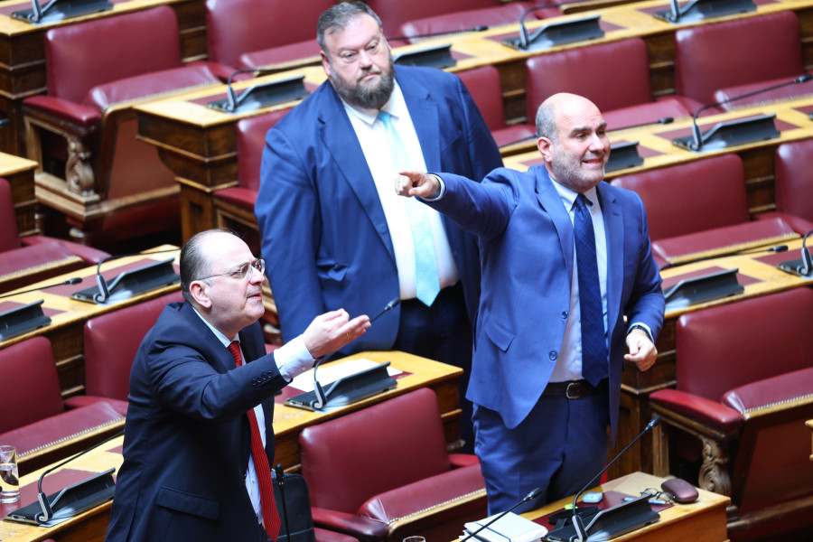 [385415] ΣΥΖΗΤΗΣΗ ΣΤΗΝ ΟΛΟΜΕΛΕΙΑ ΤΗΣ ΒΟΥΛΗΣ ΝΟΜΟΣΧΕΔΙΟΥ ΤΟΥ ΥΠΟΥΡΓΕΙΟΥ ΠΕΡΙΒΑΛΛΟΝΤΟΣ ΚΑΙ ΕΝΕΡΓΕΙΑΣ / 2η ΗΜΕΡΑ (ΓΙΑΝΝΗΣ ΠΑΝΑΓΟΠΟΥΛΟΣ/EUROKINISSI)