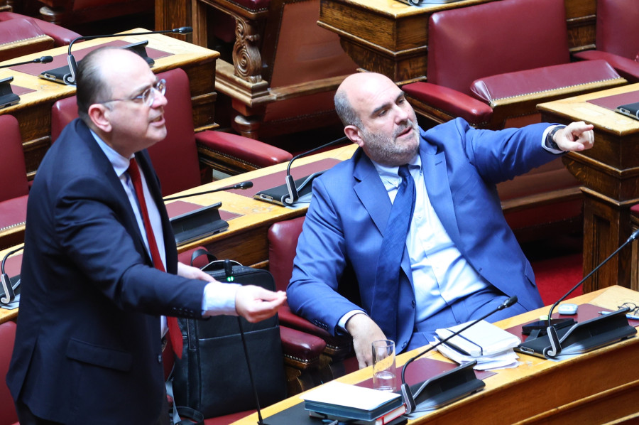 [385415] ΣΥΖΗΤΗΣΗ ΣΤΗΝ ΟΛΟΜΕΛΕΙΑ ΤΗΣ ΒΟΥΛΗΣ ΝΟΜΟΣΧΕΔΙΟΥ ΤΟΥ ΥΠΟΥΡΓΕΙΟΥ ΠΕΡΙΒΑΛΛΟΝΤΟΣ ΚΑΙ ΕΝΕΡΓΕΙΑΣ / 2η ΗΜΕΡΑ (ΓΙΑΝΝΗΣ ΠΑΝΑΓΟΠΟΥΛΟΣ/EUROKINISSI)