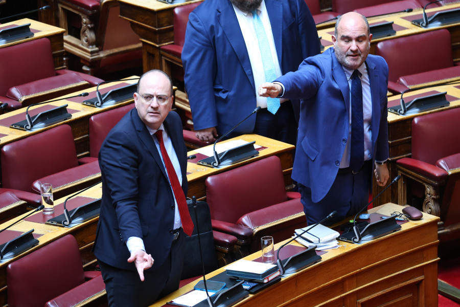 [385415] ΣΥΖΗΤΗΣΗ ΣΤΗΝ ΟΛΟΜΕΛΕΙΑ ΤΗΣ ΒΟΥΛΗΣ ΝΟΜΟΣΧΕΔΙΟΥ ΤΟΥ ΥΠΟΥΡΓΕΙΟΥ ΠΕΡΙΒΑΛΛΟΝΤΟΣ ΚΑΙ ΕΝΕΡΓΕΙΑΣ / 2η ΗΜΕΡΑ (ΓΙΑΝΝΗΣ ΠΑΝΑΓΟΠΟΥΛΟΣ/EUROKINISSI)