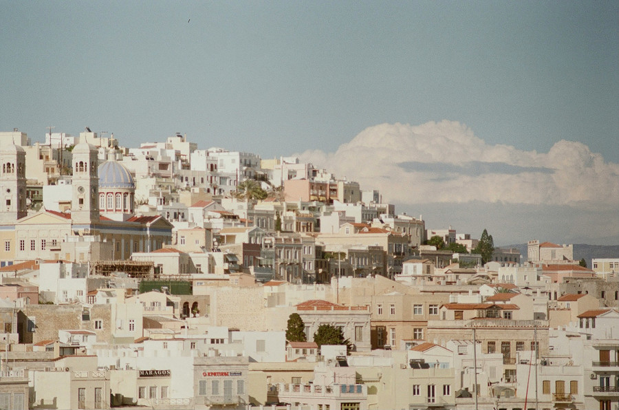 syros-1.jpg