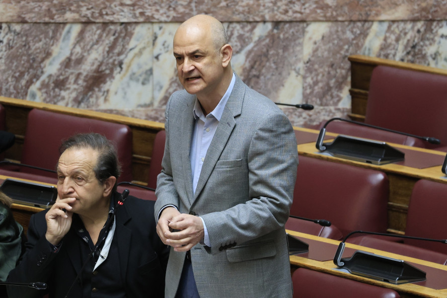 Αλέξανδρος Καζαμίας 