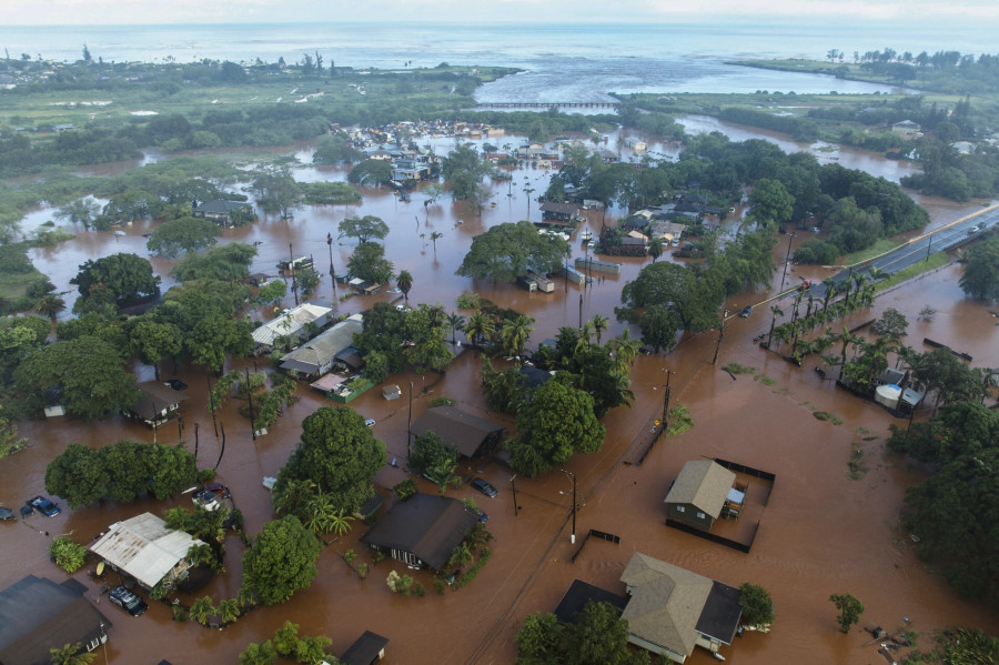 CORRECTION Hawaii-Floods