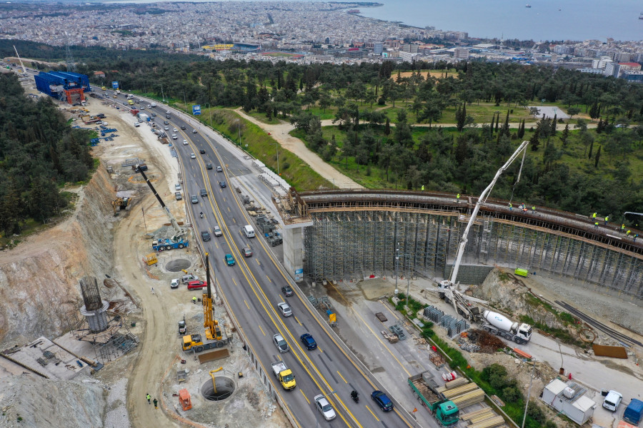 [385763] ΚΑΤΑΣΚΕΥΗ ΤΟΥ FLYOVER ΣΤΟΝ ΠΕΡΙΦΕΡΕΙΑΚΟ ΘΕΣΣΑΛΟΝΙΚΗΣ(EUROKINISSI/ΛΙΑ ΦΩΚΑ)
