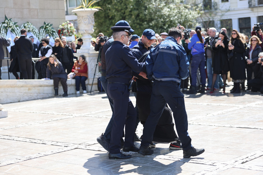 [385920] ΚΗΔΕΙΑ ΤΗΣ ΜΑΡΙΝΕΛΛΑΣ (ΓΙΑΝΝΗΣ ΠΑΝΑΓΟΠΟΥΛΟΣ/EUROKINISSI)