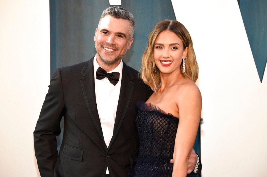 Cash Warren,Jessica Alba