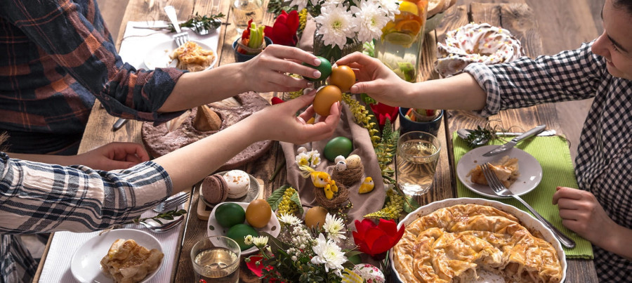 holmes-place-what-to-watch-out-at-easter-table.jpg