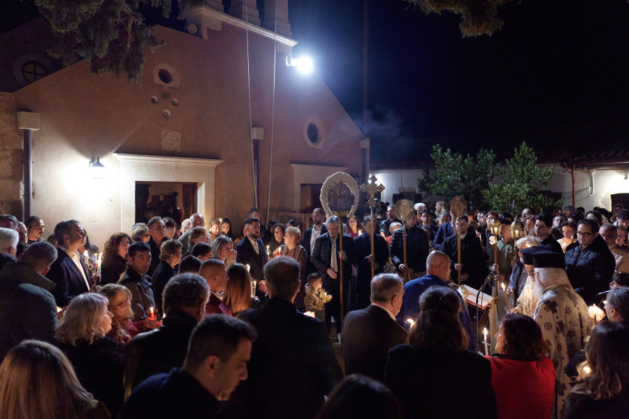 [386243] Ο ΠΡΩΘΥΠΟΥΡΓΟΣ ΚΥΡΙΑΚΟΣ ΜΗΤΣΟΤΑΚΗΣ ΣΤΗΝ ΑΝΑΣΤΑΣΙΜΗ ΑΚΟΛΟΥΘΙΑ ΣΤHN MONH ΑΓ.ΙΩΑΝΝΗ ΠΡΟΔΡΟΜΟΥ ΚΟΡΑΚΙΩΝ ΣΤΑ ΧΑΝΙΑ ΤΗΣ ΚΡΗΤΗΣ (ΔΗΜΗΤΡΗΣ ΠΑΠΑΜΗΤΣΟΣ/Γ.Τ ΠΡΩΘΥΠΟΥΡΓΟΥ/EUROKINISSI)