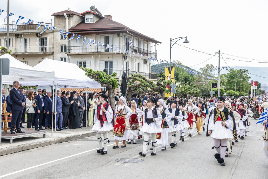 ΕΠΙΣΚΕΨΗ ΤΟΥ ΠτΔ ΚΩΝΣΤΑΝΤΙΝΟΥ ΤΑΣΟΥΛΑ ΣΤΗΝ ΑΜΦΙΣΣΑ (ΘΟΔΩΡΗΣ ΜΑΝΩΛΟΠΟΥΛΟΣ/ΓΡΑΦΕΙΟ ΤΥΠΟΥ ΠΡΟΕΔΡΙΑΣ ΤΗΣ ΔΗΜΟΚΡΑΤΙΑΣ/EUROKINISSI)