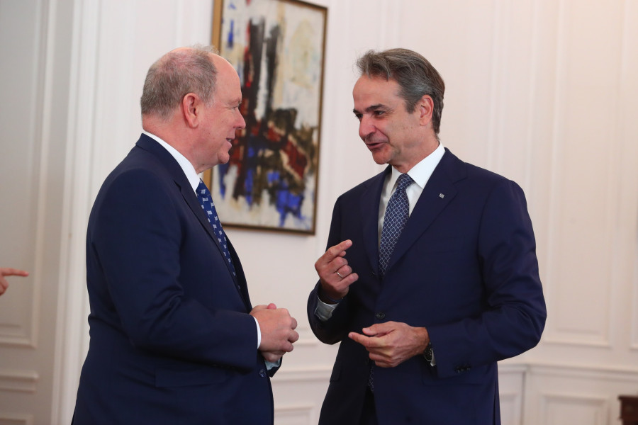 ΣΥΝΑΝΤΗΣΗ ΤΟΥ ΠΡΩΘΥΠΟΥΡΓΟΥ ΚΥΡΙΑΚΟΥ ΜΗΤΣΟΤΑΚΗ ΜΕ ΤΟΝ ΠΡΙΓΚΙΠΑ ΑΛΒΕΡΤΟ Β' ΤΟΥ ΜΟΝΑΚΟ (ΣΩΤΗΡΗΣ ΔΗΜΗΤΡΟΠΟΥΛΟΣ/EUROKINISSI)