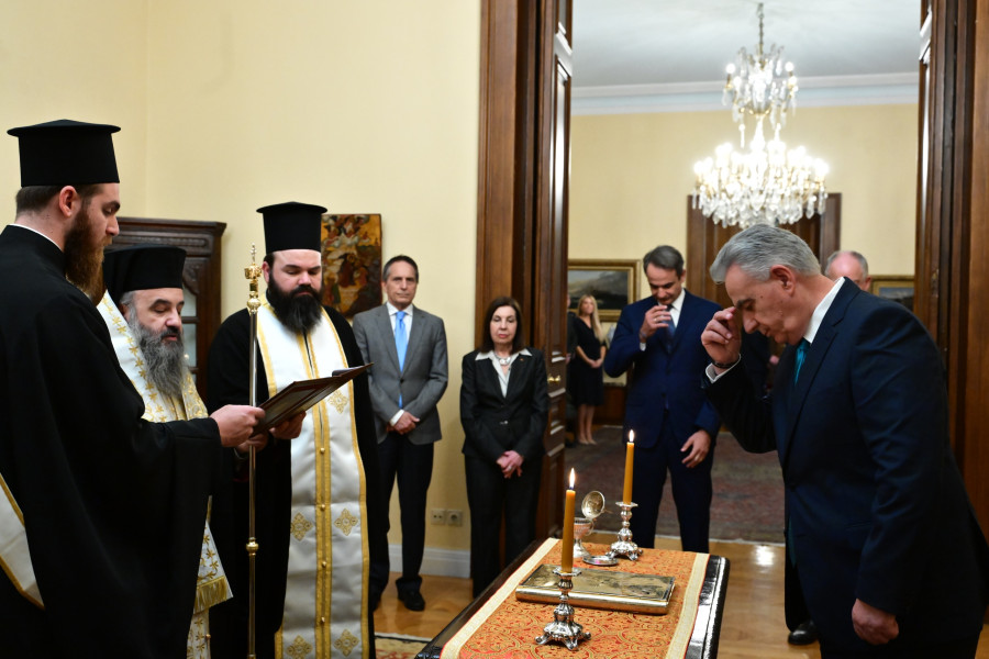 [386430] ΟΡΚΩΜΟΣΙΑ ΤΟΥ ΝΕΟΥ ΥΦΥΠΟΥΡΓΟΥ ΑΓΡΟΤΙΚΗΣ ΑΝΑΠΤΥΞΗΣ ΑΘΑΝΑΣΙΟΥ ΚΑΒΒΑΔΑ (ΤΑΤΙΑΝΑ ΜΠΟΛΑΡΗ/EUROKINISSI)