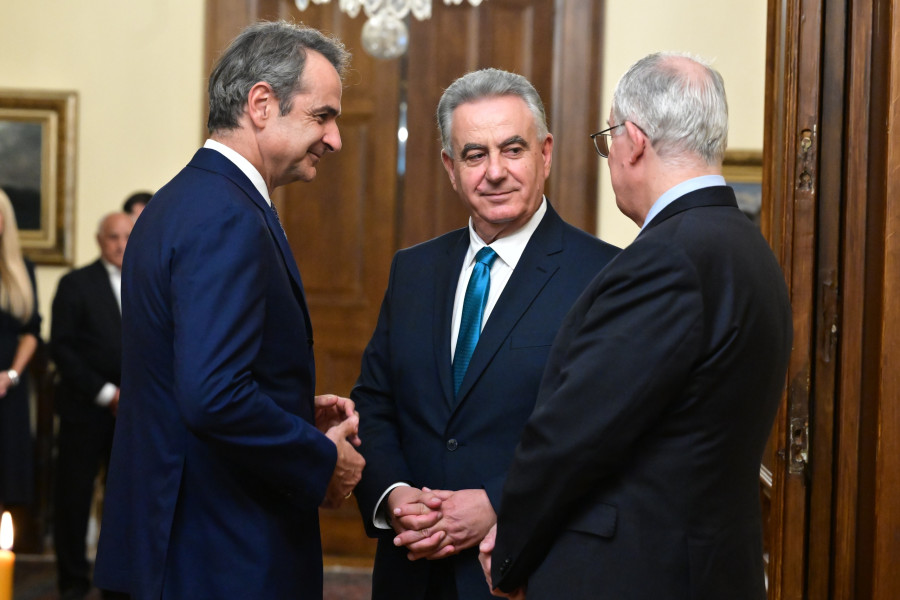 [386430] ΟΡΚΩΜΟΣΙΑ ΤΟΥ ΝΕΟΥ ΥΦΥΠΟΥΡΓΟΥ ΑΓΡΟΤΙΚΗΣ ΑΝΑΠΤΥΞΗΣ ΑΘΑΝΑΣΙΟΥ ΚΑΒΒΑΔΑ (ΤΑΤΙΑΝΑ ΜΠΟΛΑΡΗ/EUROKINISSI)