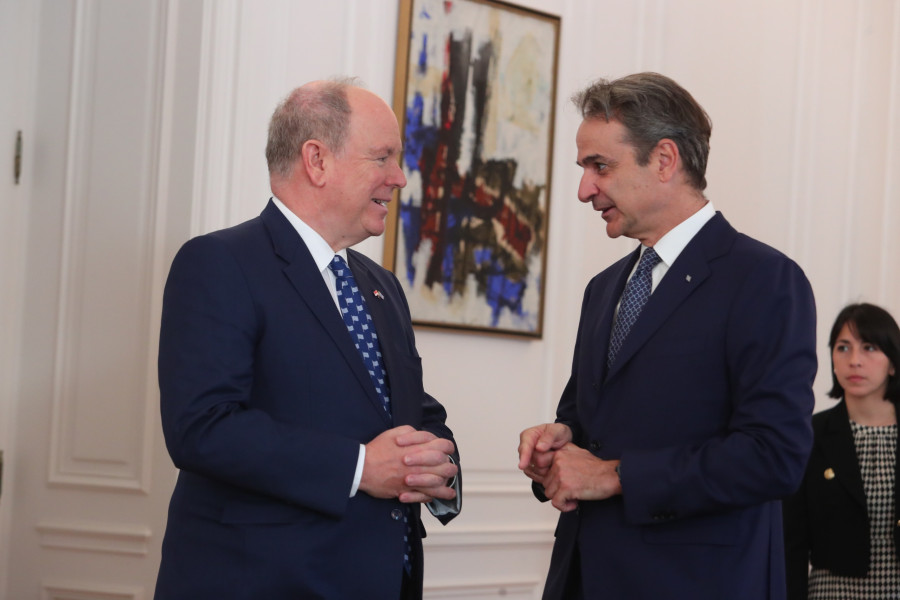 ΣΥΝΑΝΤΗΣΗ ΤΟΥ ΠΡΩΘΥΠΟΥΡΓΟΥ ΚΥΡΙΑΚΟΥ ΜΗΤΣΟΤΑΚΗ ΜΕ ΤΟΝ ΠΡΙΓΚΙΠΑ ΑΛΒΕΡΤΟ Β' ΤΟΥ ΜΟΝΑΚΟ (ΣΩΤΗΡΗΣ ΔΗΜΗΤΡΟΠΟΥΛΟΣ/EUROKINISSI)