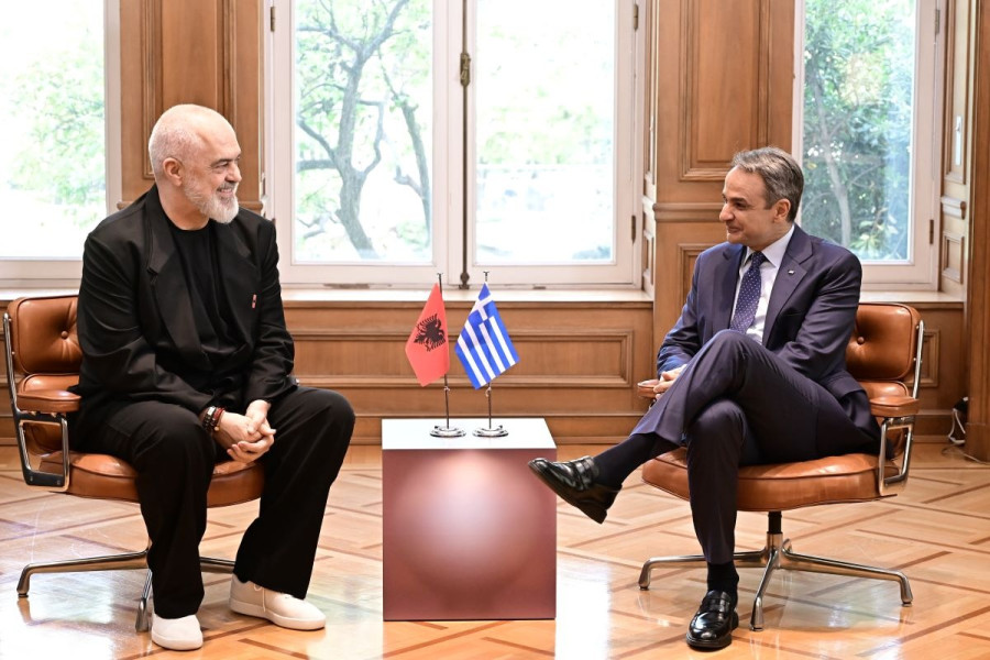 Έντι Ράμα Κυριάκος Μητσοτάκης