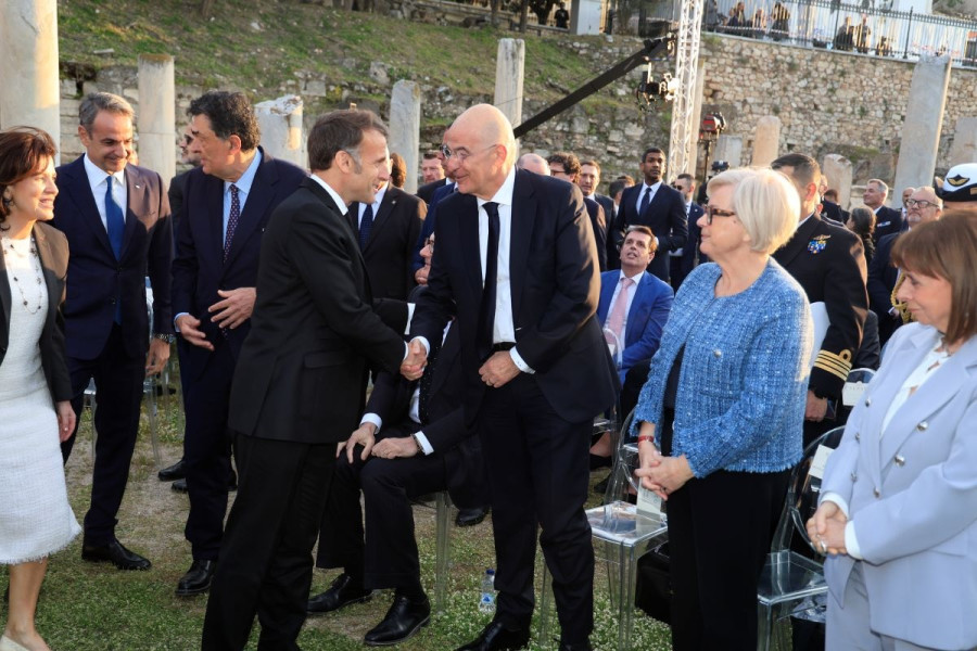 Εμανουέλ Μακρόν Νίκος Δένδιας