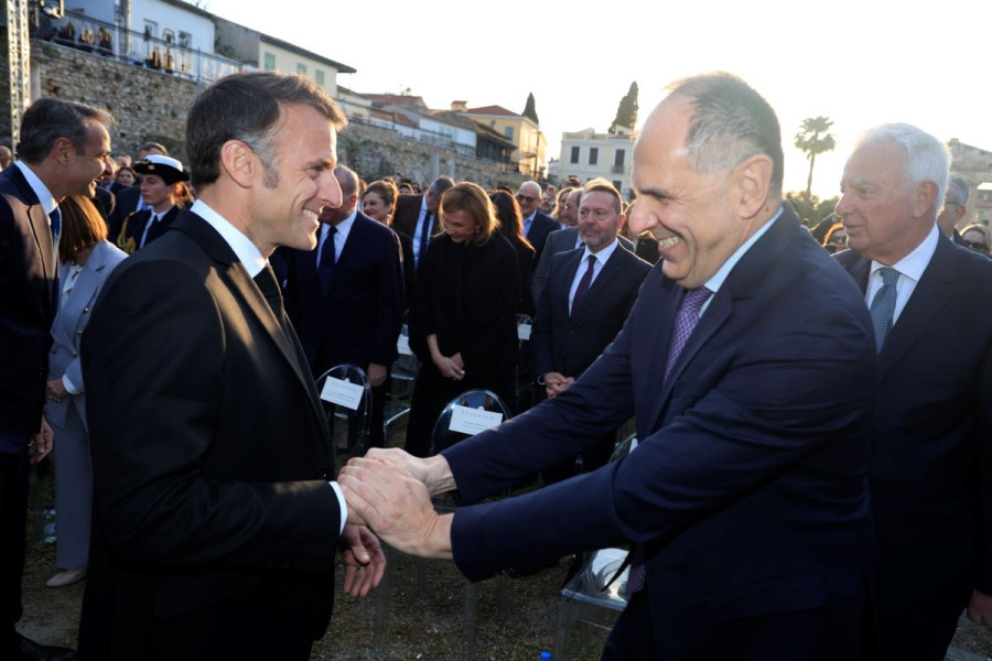 Εμανουέλ Μακρόν Γιώργος Γεραπετρίτης