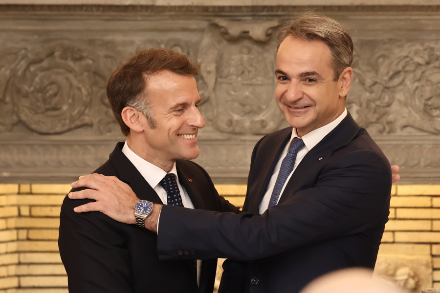 ΔΗΛΩΣΕΙΣ ΤΟΥ ΠΡΟΕΔΡΟΥ ΤΗΣ ΓΑΛΛΙΚΗΣ ΔΗΜΟΚΡΑΤΙΑΣ ΕΜΑΝΟΥΕΛ ΜΑΚΡΟΝ ΚΑΙ ΤΟΥ ΠΡΩΘΥΠΟΥΡΓΟΥ ΚΥΡΙΑΚΟΥ ΜΗΤΣΟΤΑΚΗ ΣΤΟ ΜΕΓΑΡΟ ΜΑΞΙΜΟΥ