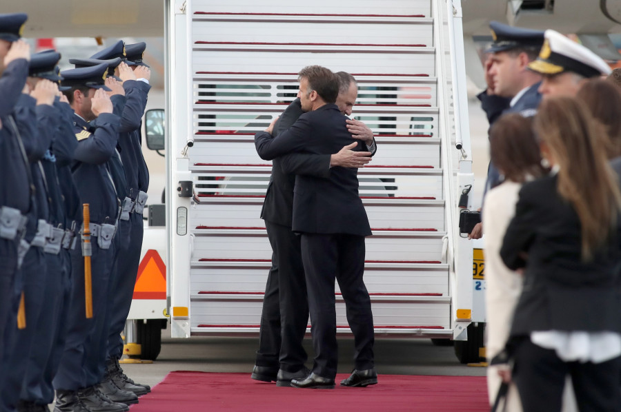 ΑΝΑΧΩΡΗΣΗ ΤΟΥ ΠΡΟΕΔΡΟΥ ΤΗΣ ΓΑΛΛΙΑΣ ΕΜΑΝΟΥΕΛ ΜΑΚΡΟΝ ΑΠΟ ΤΟΝ ΔΙΕΘΝΗ ΑΕΡΟΛΙΜΕΝΑ ΑΘΗΝΩΝ