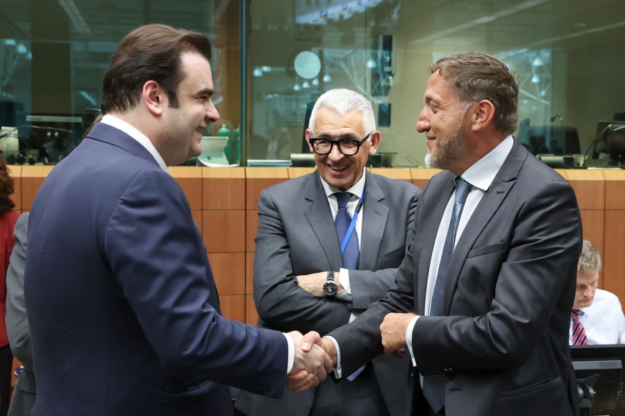eurogroup3.jpg