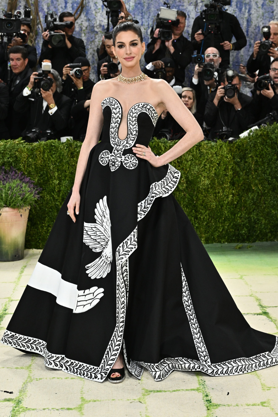 Anne Hathaway