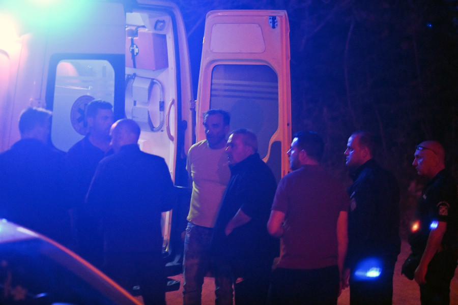 ΑΠΟΠΕΙΡΑ ΑΥΤΟΚΤΟΝΙΑΣ 16ΧΡΟΝΗΣ ΑΠΟ ΤΗΝ ΓΕΦΥΡΑ ΤΟΥ ΙΣΘΜΟΥ ΣΤΑ ΙΣΘΜΙΑ