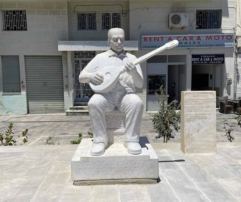 Άγαλμα Βαμβακάρη
