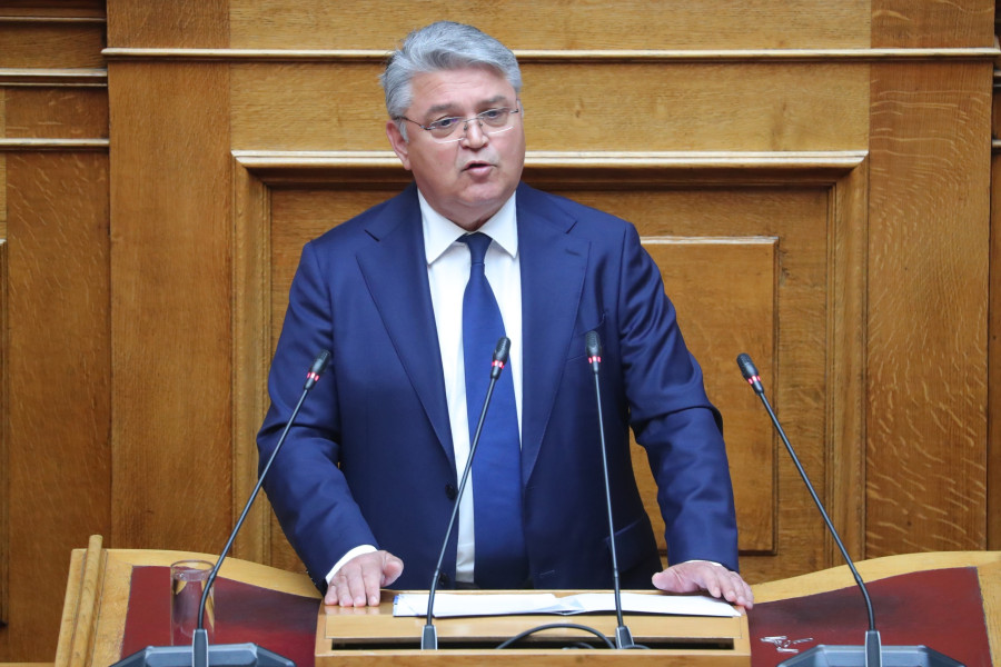 [386492] ΣΥΖΗΤΗΣΗ ΣΤΗΝ ΟΛΟΜΕΛΕΙΑ ΤΗΣ ΒΟΥΛΗΣ ΝΟΜΟΣΧΕΔΙΟΥ ΤΟΥ ΥΠΟΥΡΓΕΙΟΥ ΑΝΑΠΤΥΞΗΣ (ΣΩΤΗΡΗΣ ΔΗΜΗΤΡΟΠΟΥΛΟΣ/EUROKINISSI)