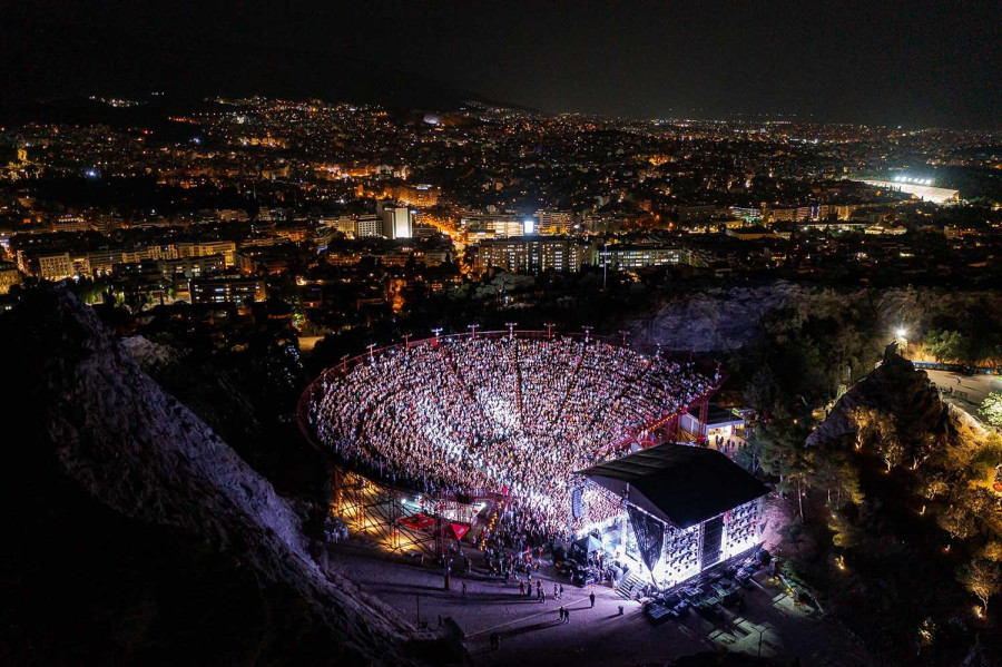 city-of-athens-lycabettus-theatrecstudio-kominis-2.jpg