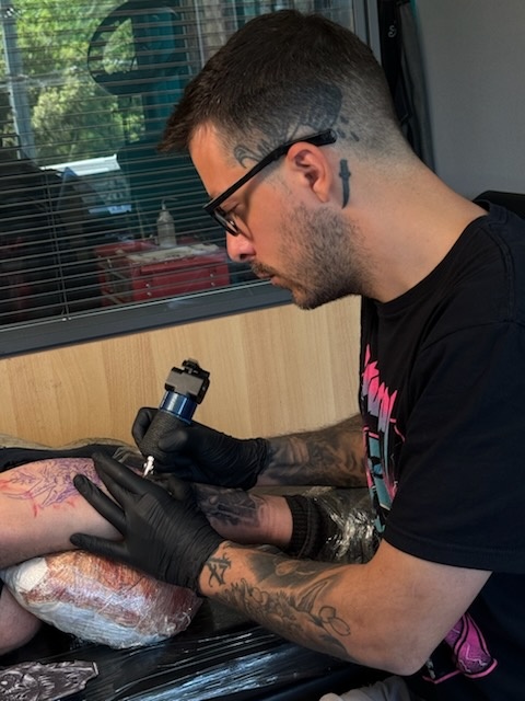 lazaros-brone.jpg