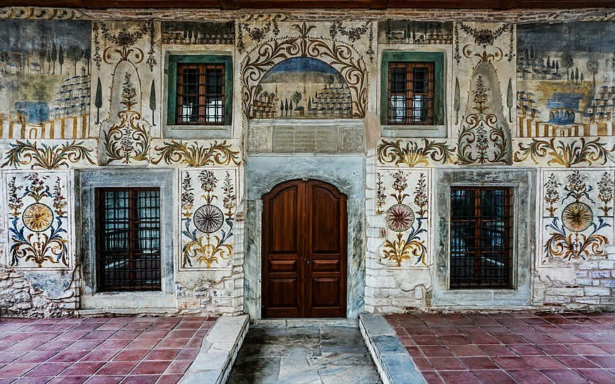 santirban-palio-tzami-ek8esiakos-xwros.jpg