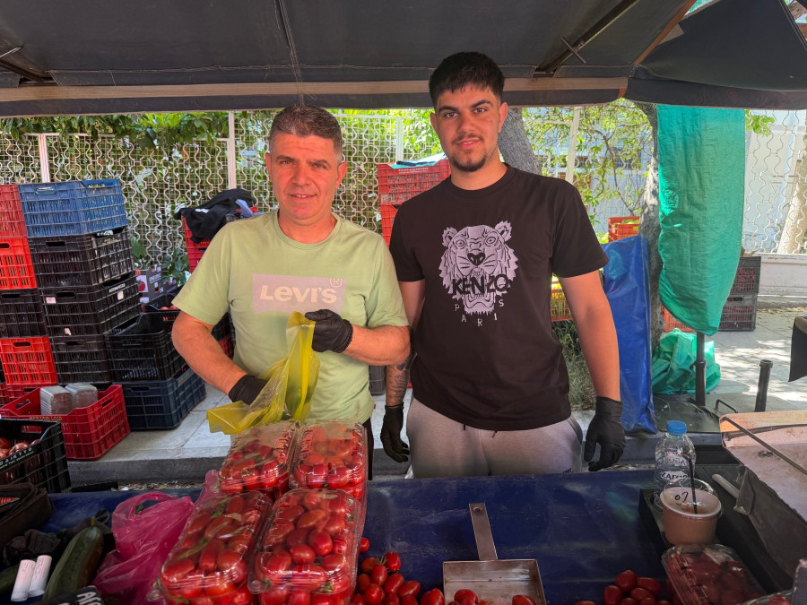 baggelis-kai-erikos-papas.jpg