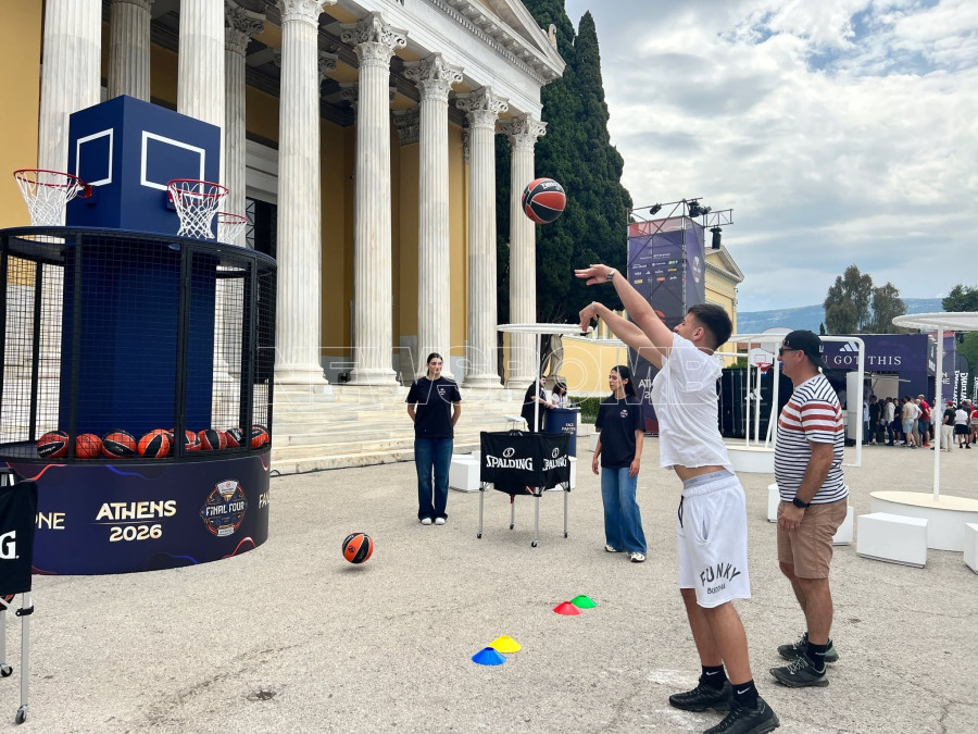fanzone4.jpg
