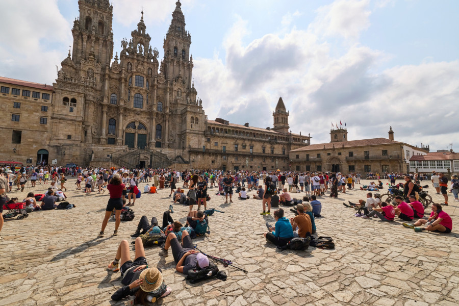 Spain Santiago Overtourism Υπερτουρισμός Ισπανία