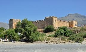 to-fragkokastello.jpg