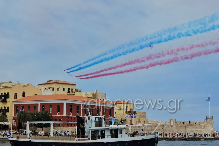redarrows11.jpg