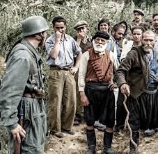enas-germanos-synomilei-me-krhtikoys.jpg