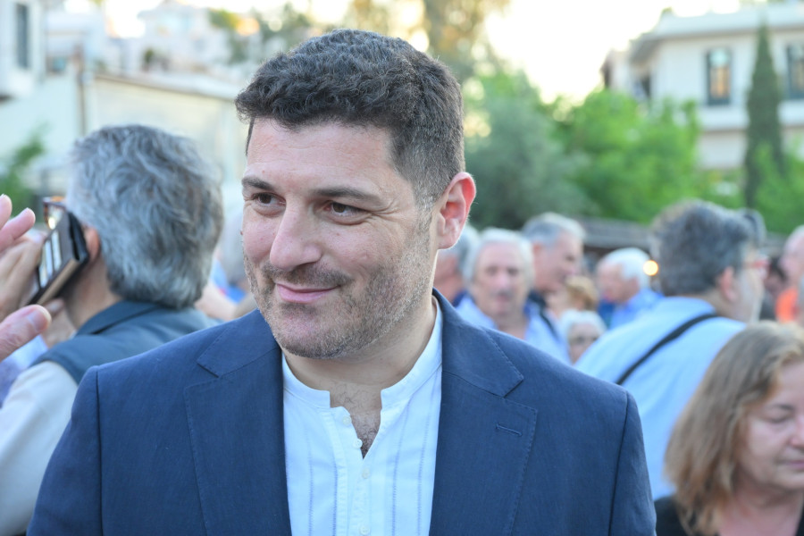 ΔΙΟΝΥΣΗΣ ΤΕΜΠΟΝΕΡΑΣ <br><br> ΕΚΔΗΛΩΣΗ ΠΑΡΟΥΣΙΑΣΗΣ ΤΟΥ ΝΕΟΥ ΠΟΛΙΤΙΚΟΥ ΚΟΜΜΑΤΟΣ ΥΠΟ ΤΟΝ ΑΛΕΞΗ ΤΣΙΠΡΑ ΣΤΟ ΘΗΣΕΙΟ