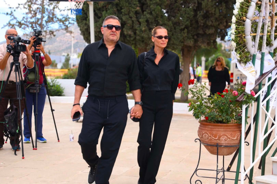 Αντώνης Ρέμος, Υβόννη Μπόσνιακ