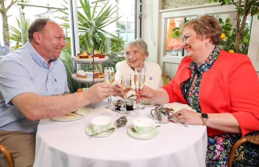 screenshot-of-grandma-80-wins-huge-pound1m-lotto-jackpot-after-using-late-husbands-numbers-and-says-hes-looking-out-for-us-the-mirror.jpg