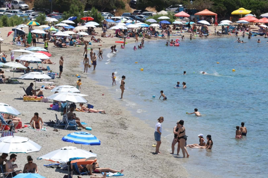 θάλασσα -αττική -μπάνιο-παραλία