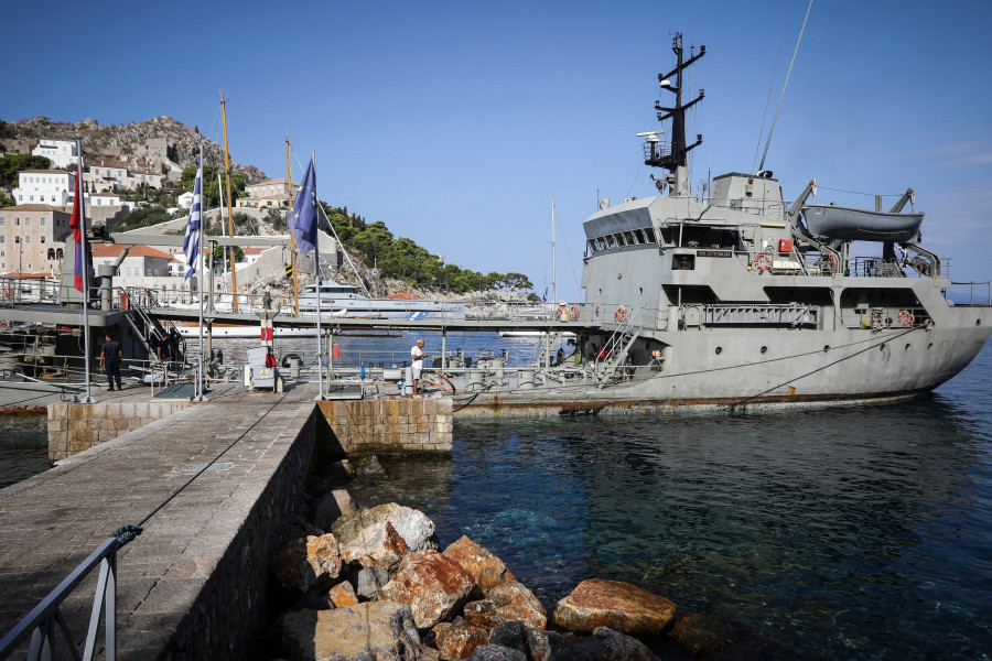 ΔΙΑΚΟΠΗ ΡΕΥΜΑΤΟΣ ΣΤΗΝ ΥΔΡΑ (EUROKINISSI/ΓΙΑΝΝΗΣ ΠΑΝΑΓΟΠΟΥΛΟΣ)