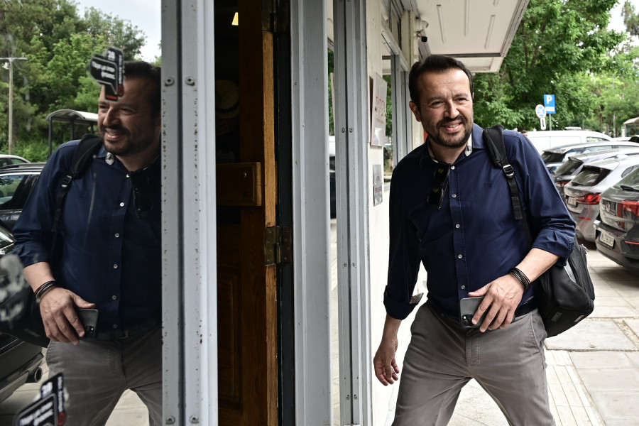[387485] ΣΥΝΕΔΡΙΑΣΗ ΤΗΣ ΠΟΛΙΤΙΚΗΣ ΓΡΑΜΜΑΤΕΙΑΣ ΤΟΥ ΣΥΡΙΖΑ ΣΤΑ ΓΡΑΦΕΙΑ ΤΟΥ ΚΟΜΜΑΤΟΣ (ΜΙΧΑΛΗΣ ΚΑΡΑΓΙΑΝΝΗΣ / EUROKINISSI)