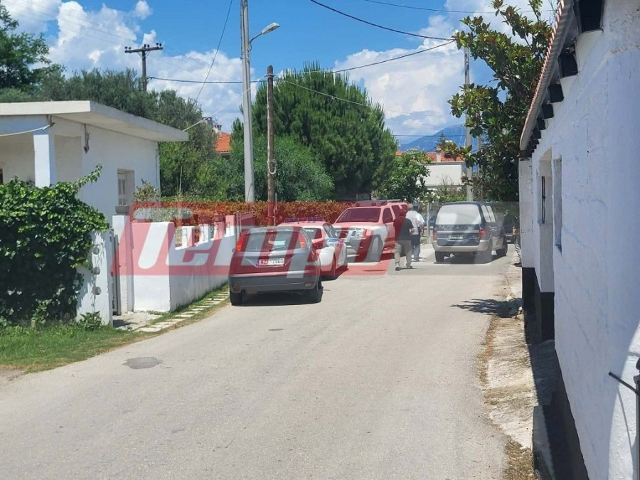 Διπλό έγκλημα στον Λόγγο: Ο δολοφόνος σκότωσε πρώτα τον γιο και μετά τη μάνα - Τί εξετάζουν οι αρχές (ΦΩΤΟ)