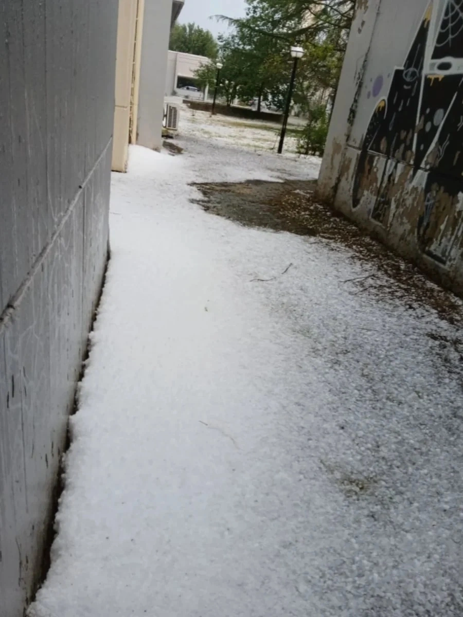 Σφοδρή χαλαζόπτωση σε περιοχή των Ιωαννίνων- Άσπρισαν οι δρόμοι (vid) 2
