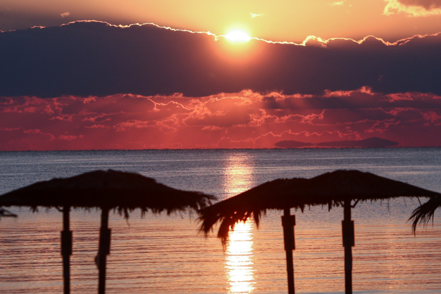 paralia-artemida