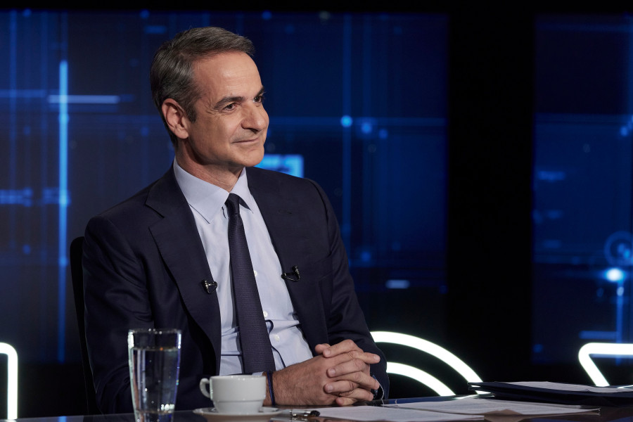 ΣΥΝΕΝΤΕΥΞΗ ΤΟΥ ΠΡΩΘΥΠΟΥΡΓΟΥ ΚΥΡΙΑΚΟΥ ΜΗΤΣΟΤΑΚΗ ΣΤΗΝ ΕΚΠΟΜΠΗ ΕΝΩΠΙΟΣ ΕΝΩΠΙΩ ΚΑΙ ΣΤΟΝ ΔΗΜΟΣΙΟΓΡΑΦΟ Ν.ΧΑΤΖΗΝΙΚΟΛΑΟΥ (ΔΗΜΗΤΡΗΣ ΠΑΠΑΜΗΤΣΟΣ/ Γ.Τ ΠΡΩΘΥΠΟΥΡΓΟΥ/EUROKINISSI)