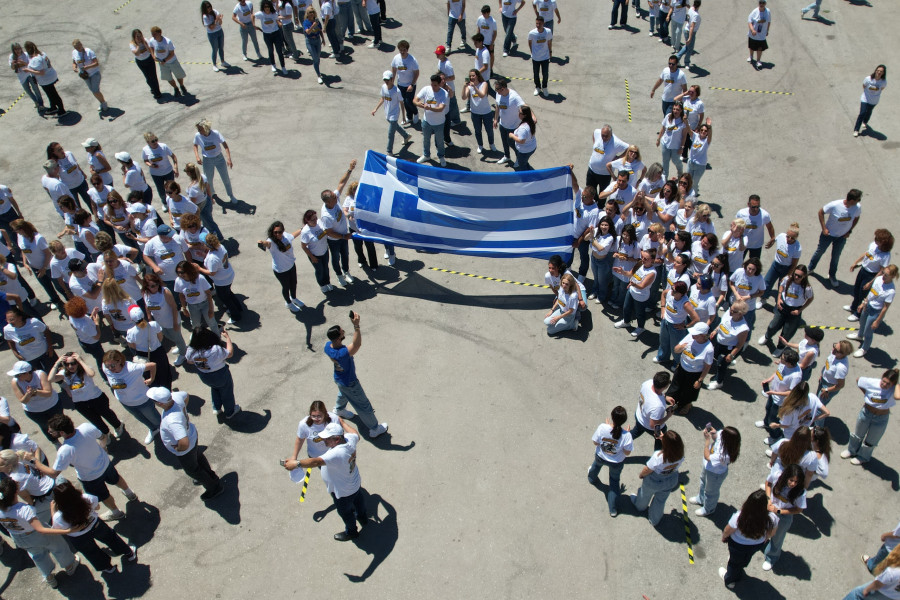 ΖΕΪΜΠΕΚΙΚΟ ΡΕΚΟΡ ΓΚΙΝΕΣ