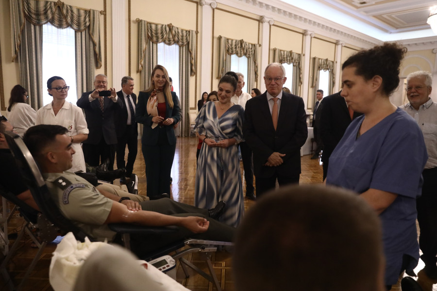 ΠΡΟΕΔΡΙΚΟ ΜΕΓΑΡΟ ΕΘΕΛΟΝΤΙΚΗ ΑΙΜΟΔΟΣΙΑ